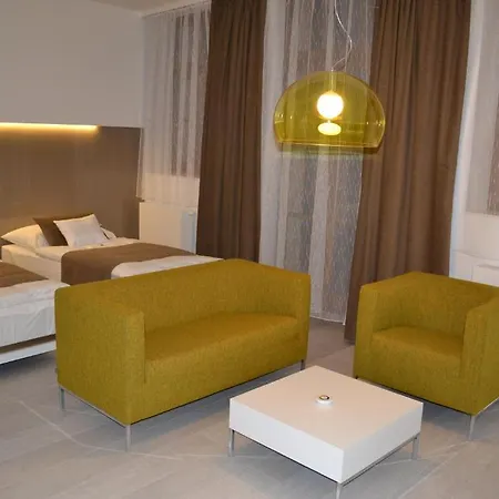 Hotel Arigone&privátní Wellness 4*