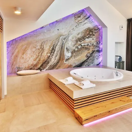 Hotel Arigone&privátní Wellness